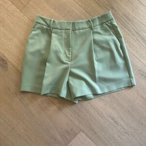 Nine West pleated trouser size 8